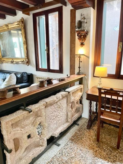 Ca' Della Carita' Apartment Венеция Екстериор снимка