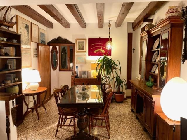 Ca' Della Carita' Apartment Венеция Екстериор снимка